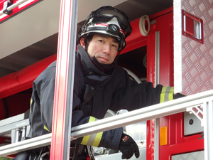 消防職員による火災防御訓練09