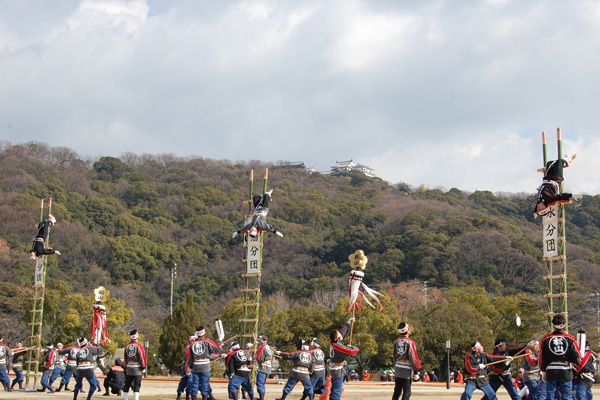 消防団員演技披露02